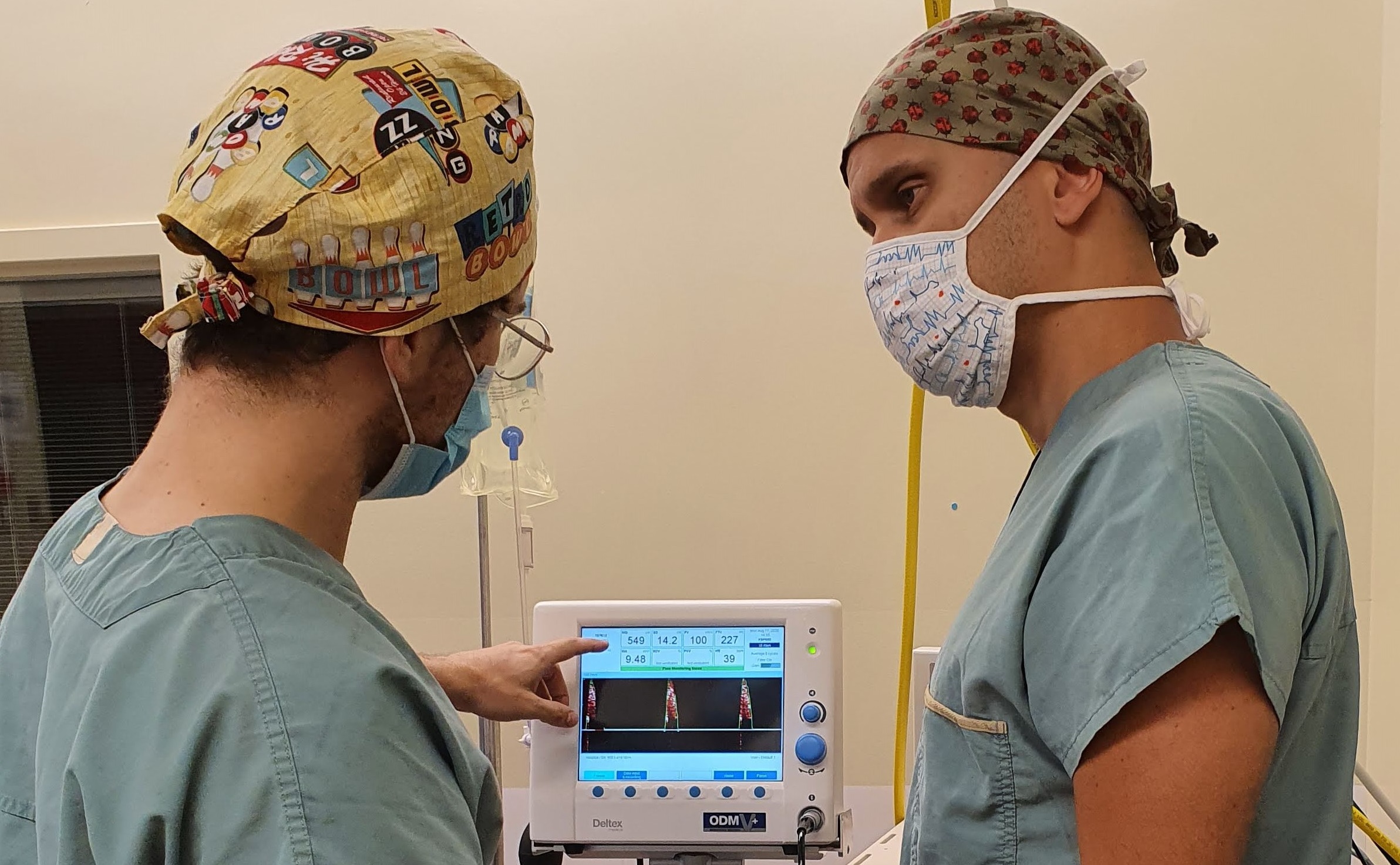 Résident, professeur et appareil d'anesthésie